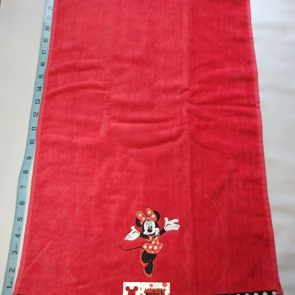 Minnie Mouse Hand Towel - Picture 1 of 5